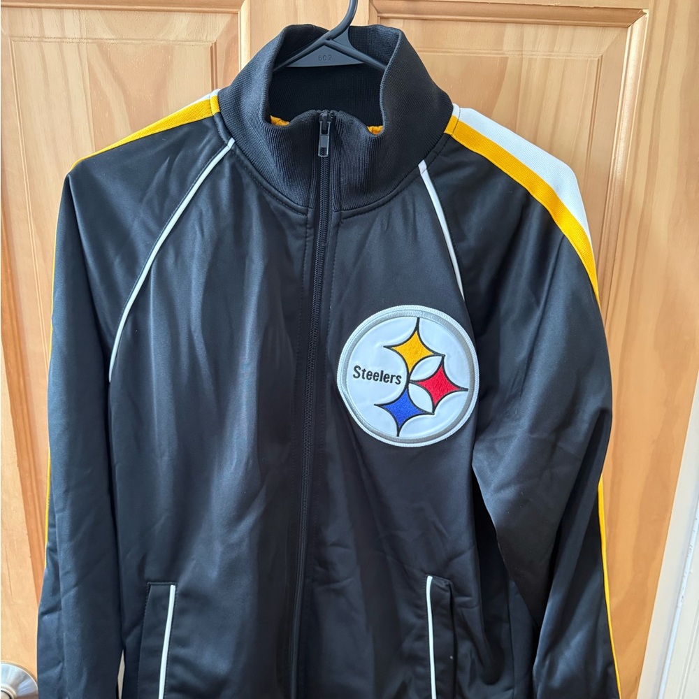 Men’s Size Small Pittsburgh Steelers Mitchell & Ness Jacket,Was bought with mark